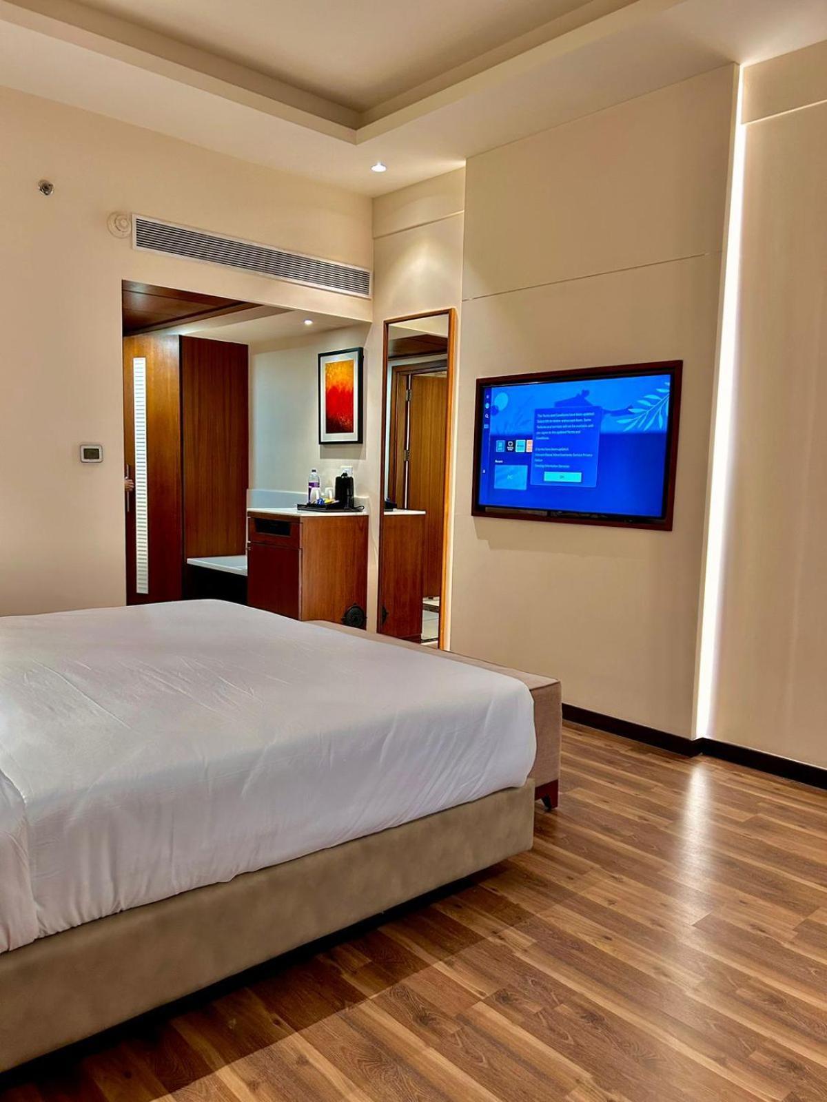 Best Western Plus Amritsar Exterior photo