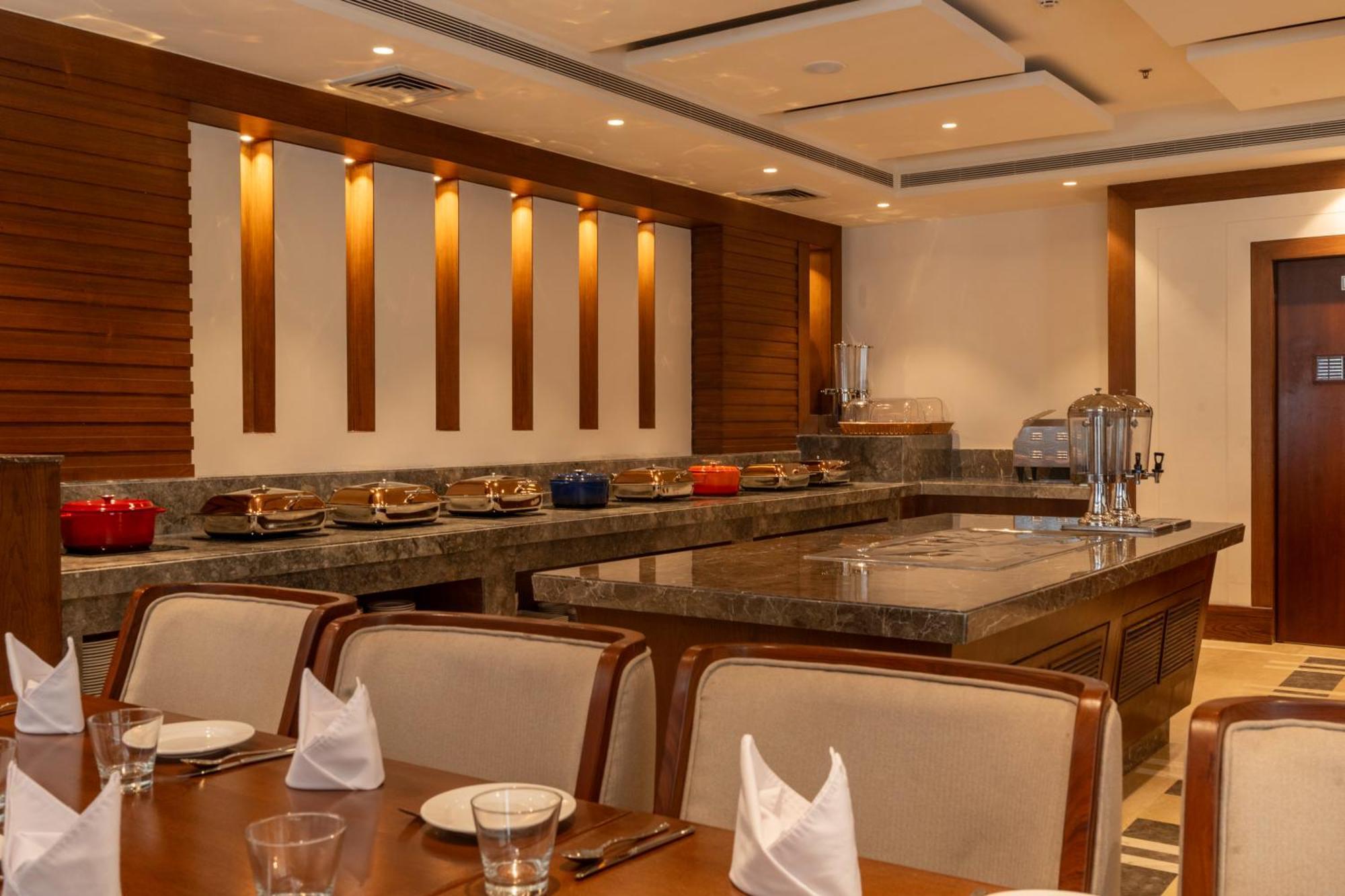 Best Western Plus Amritsar Exterior photo